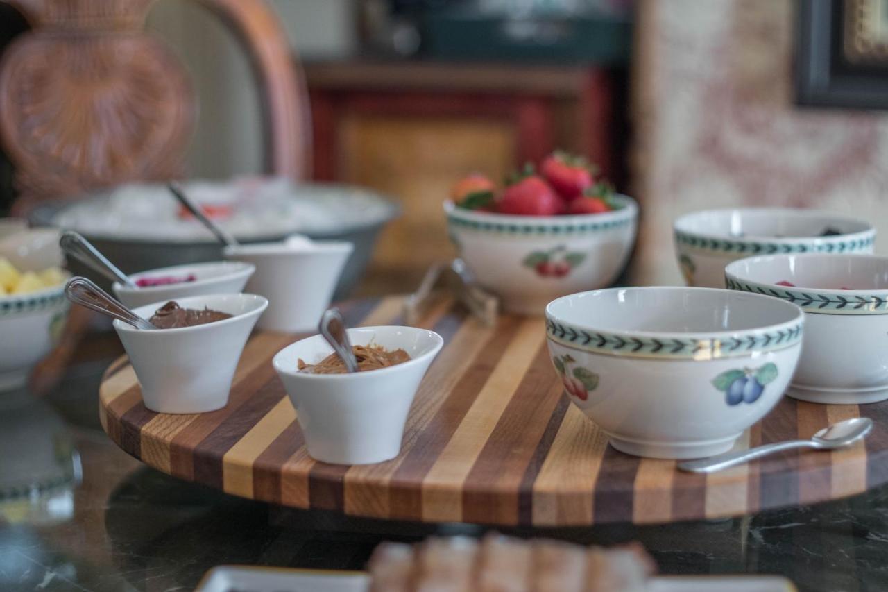 The Victoria Bed & Breakfast Bentonville Buitenkant foto