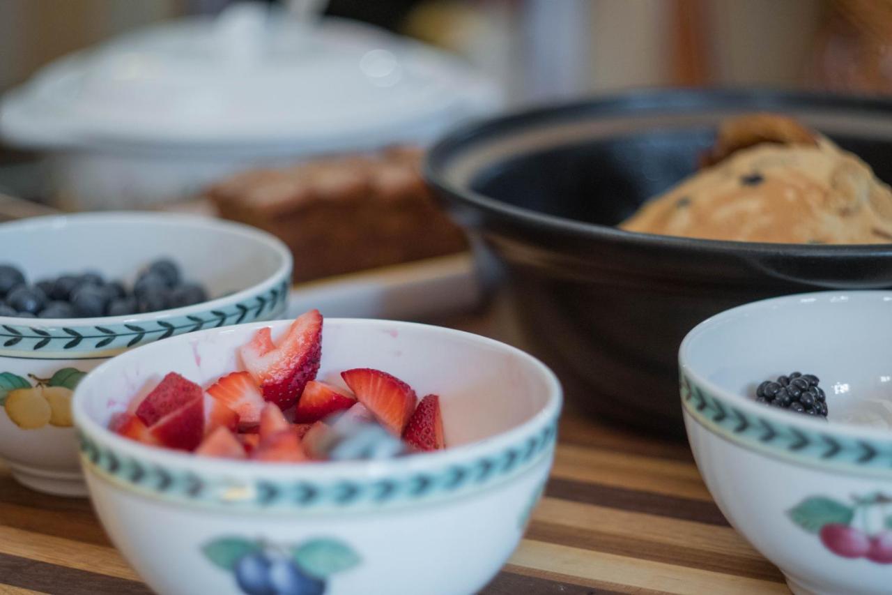 The Victoria Bed & Breakfast Bentonville Buitenkant foto