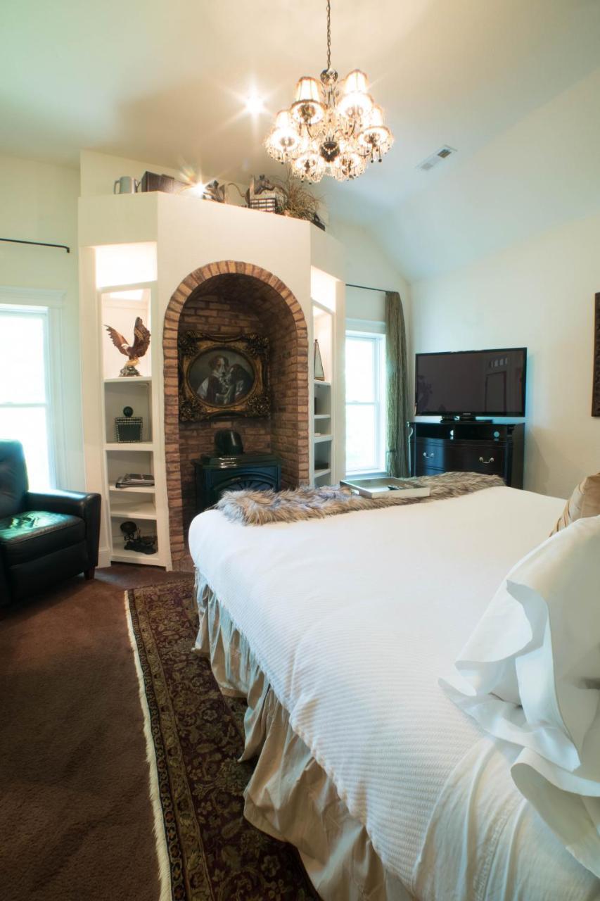 The Victoria Bed & Breakfast Bentonville Buitenkant foto