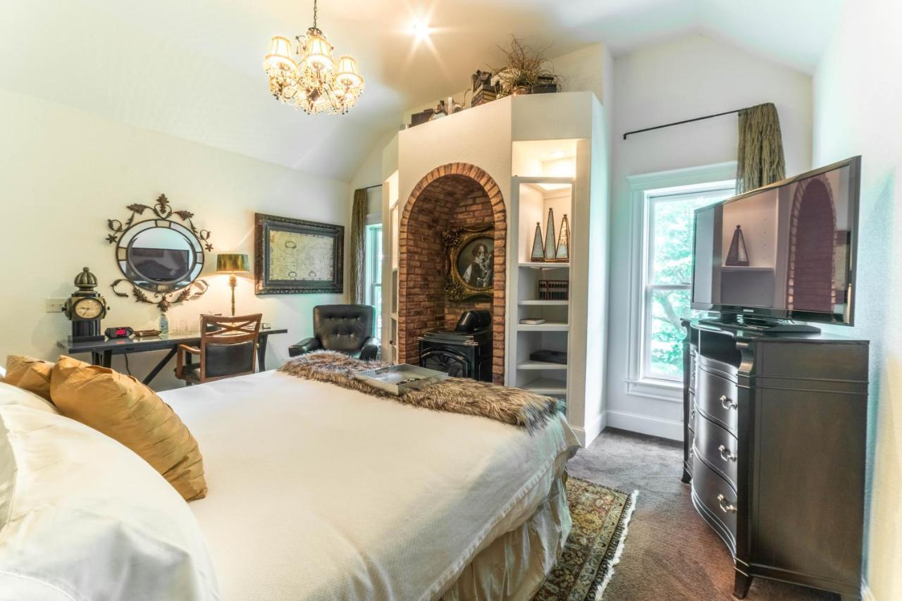 The Victoria Bed & Breakfast Bentonville Buitenkant foto