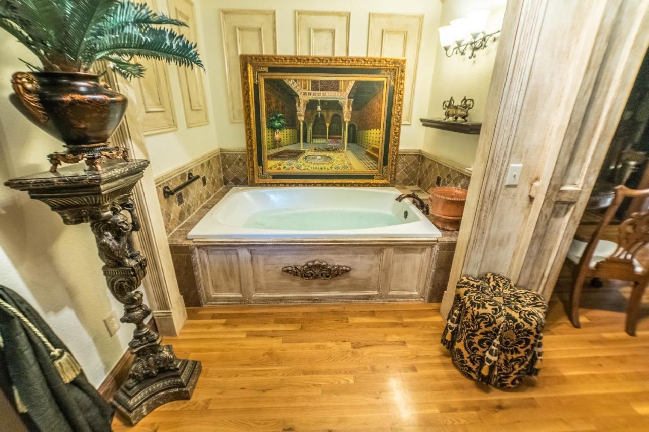 The Victoria Bed & Breakfast Bentonville Buitenkant foto