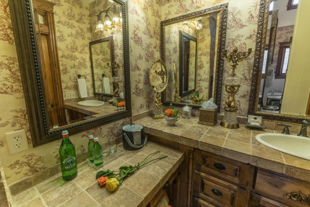 The Victoria Bed & Breakfast Bentonville Buitenkant foto