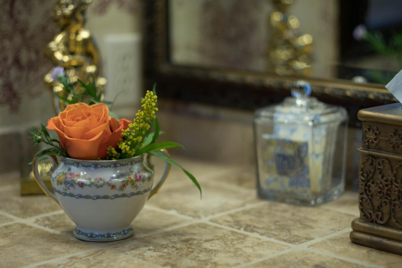 The Victoria Bed & Breakfast Bentonville Buitenkant foto